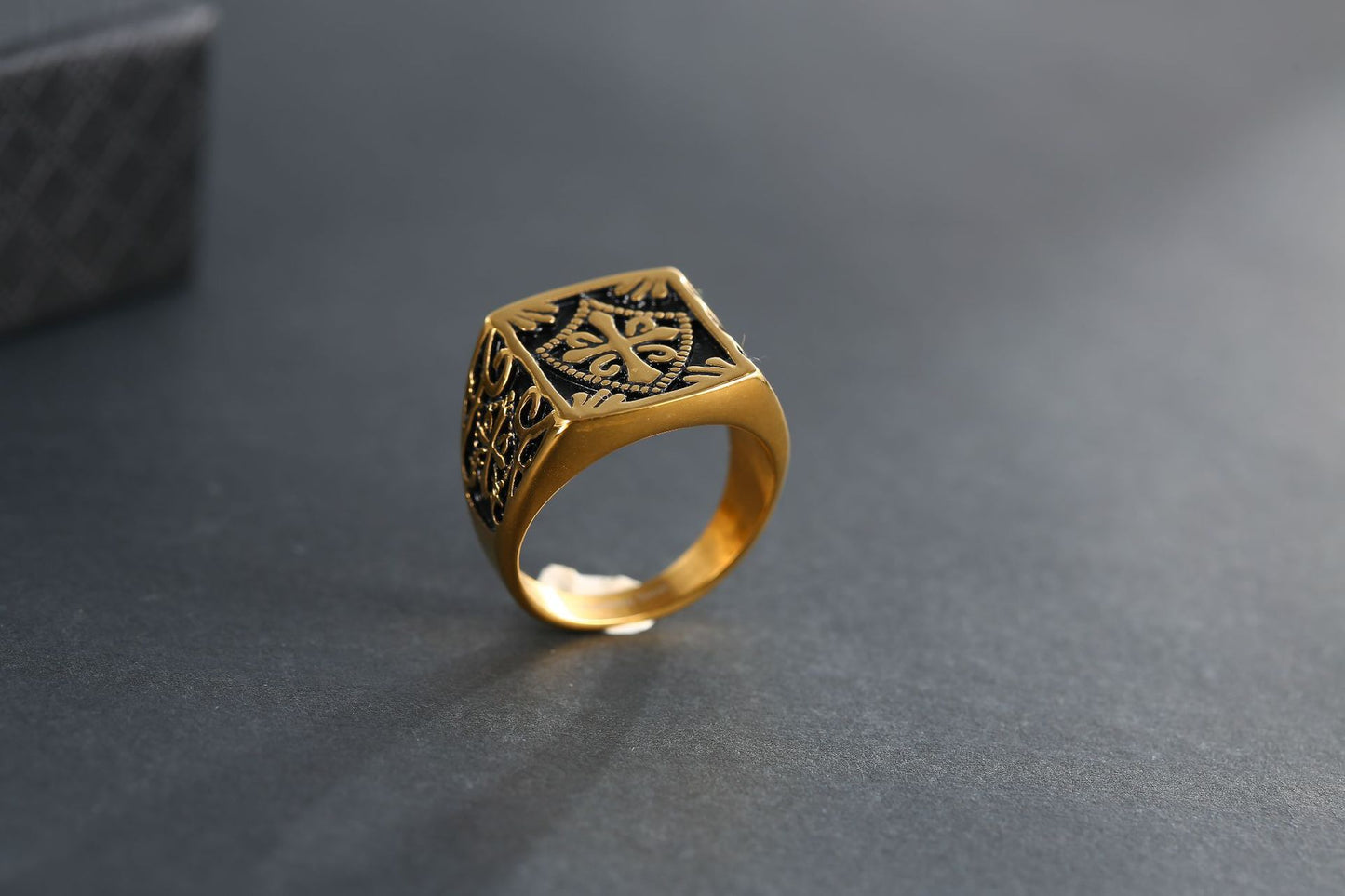 Unisex Gold Sand Gold Handmade Individually Wrapped Geometric Open Vintage Personality Print Ring